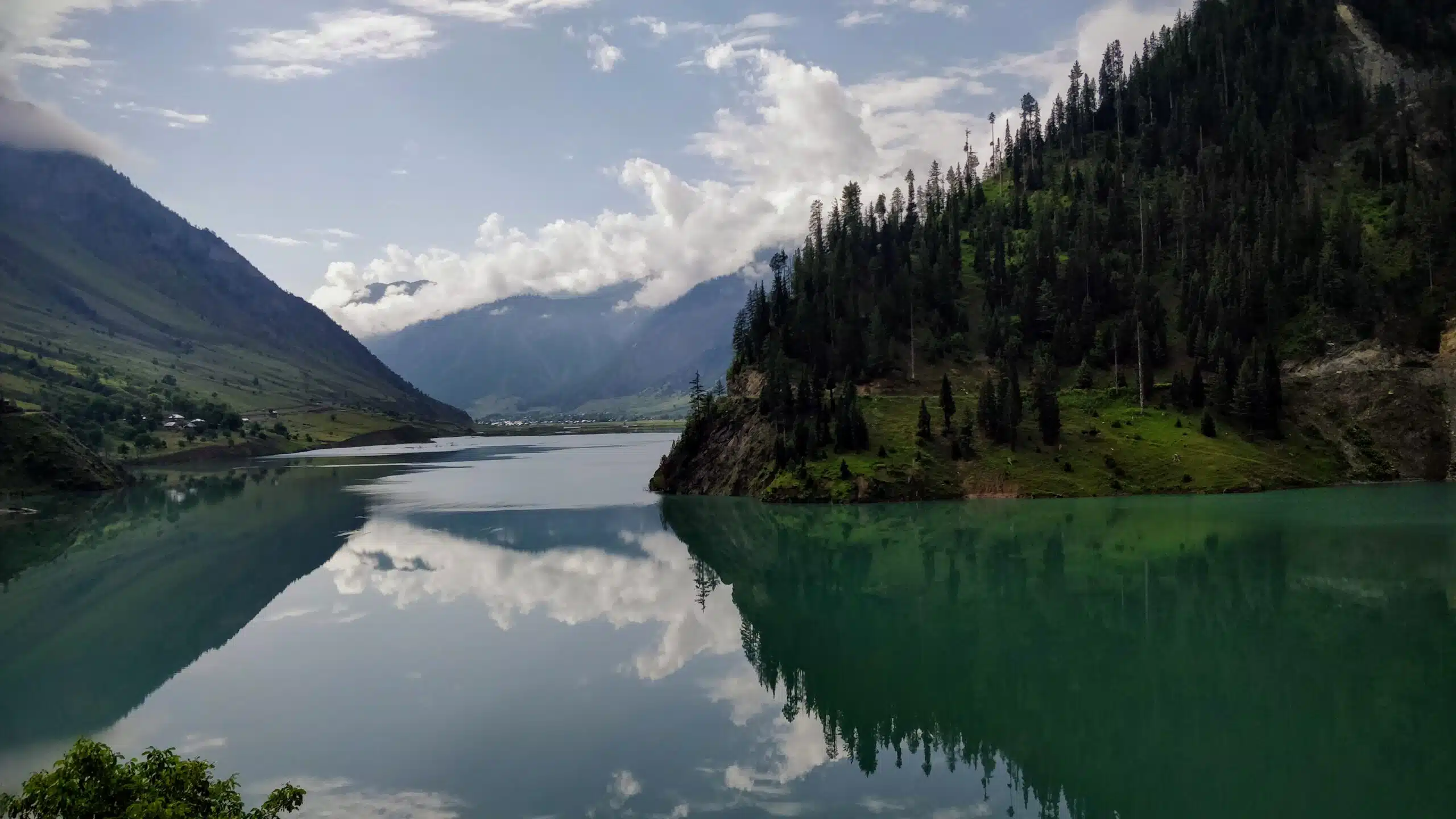 Explore Gurez With Srinagar Sightseeing